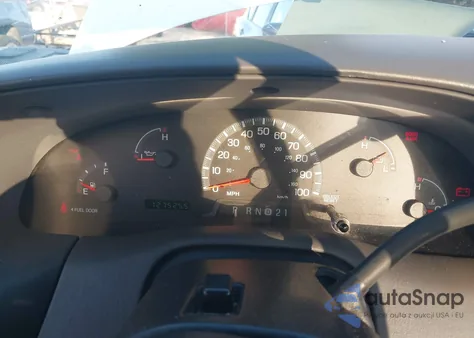 2000 Ford F-150 Work Series/Xl/Xlt z USA, uszkodzony, nr VIN 1FTZF172XYNB32037